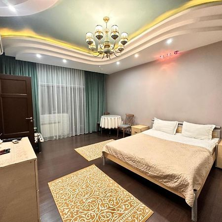 Altyn Aparthotel Αστάνα Εξωτερικό φωτογραφία