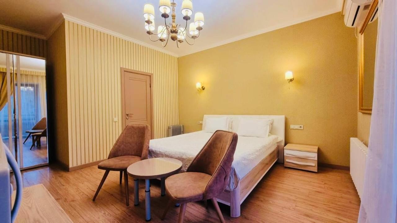 Altyn Aparthotel Αστάνα Εξωτερικό φωτογραφία